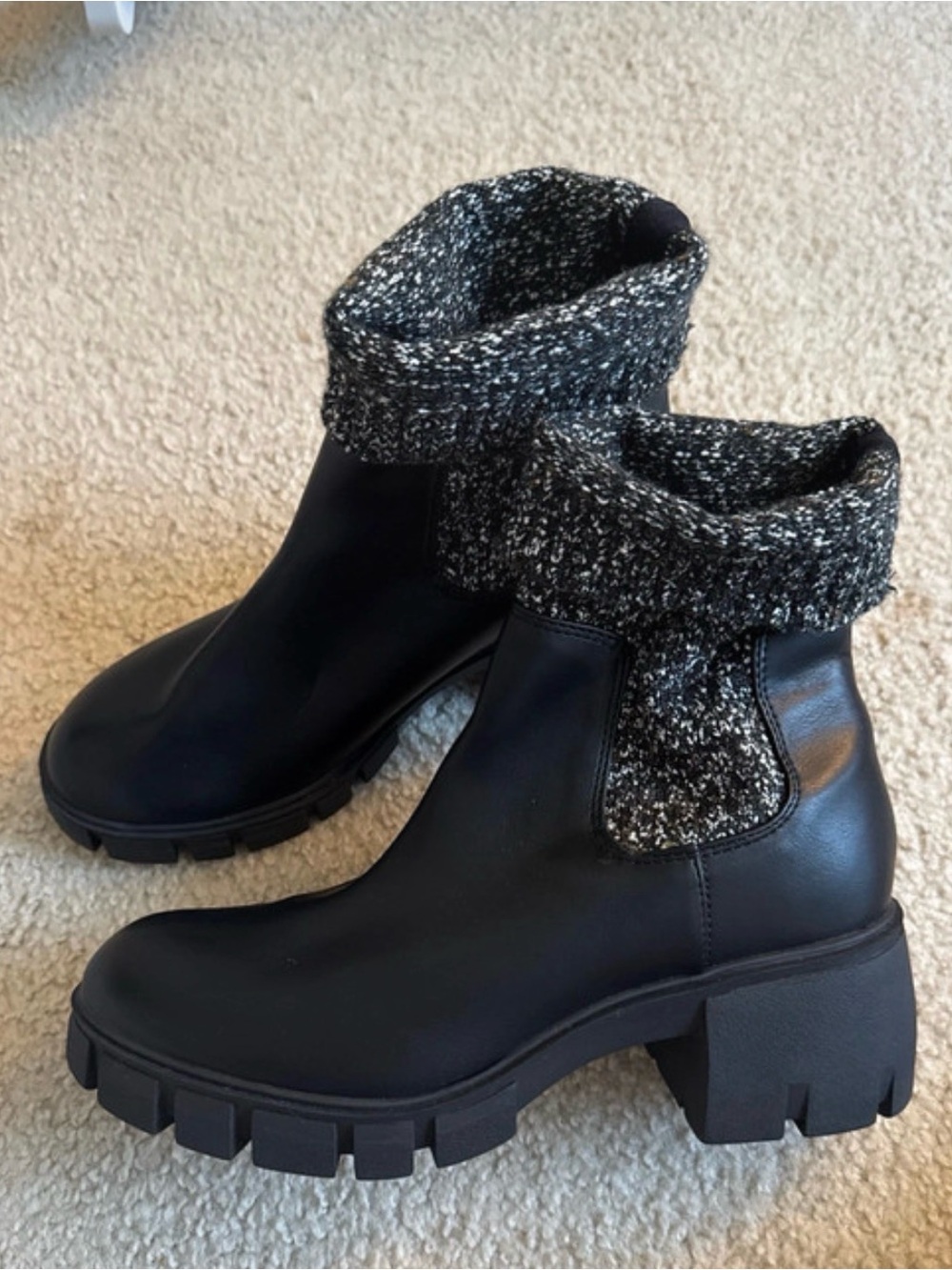 Universal Thread Black Chunky Heel Ankle Boots with Knit Cuff